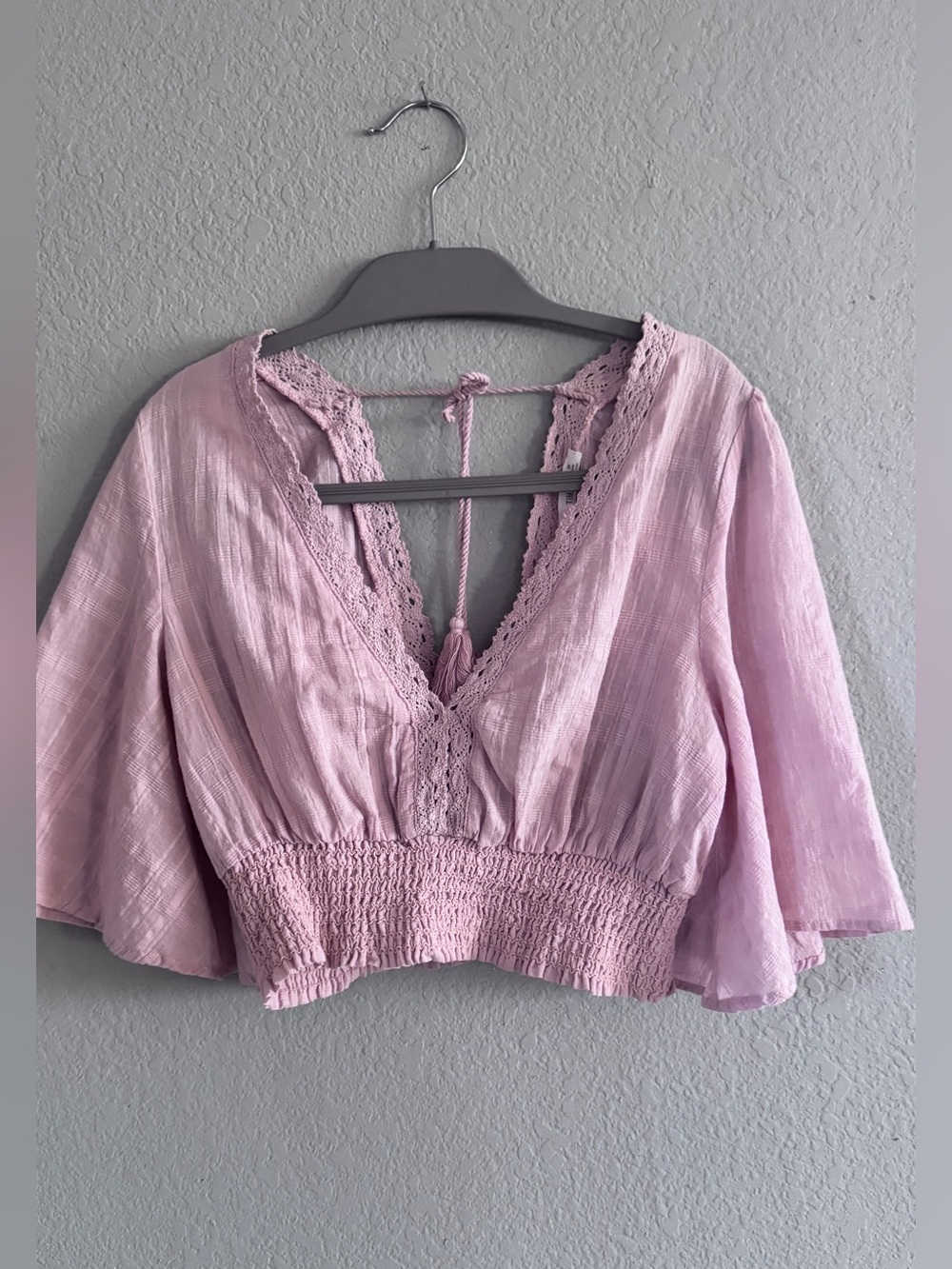 Timing Dusty Pink Crochet Accent and Tassels Boho Puff Sleeve Crop Top Cotton M